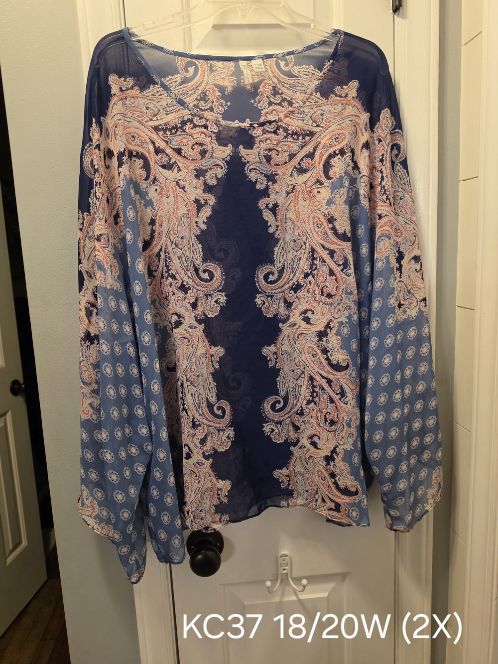 Women’s Blue Paisley Long-Sleeve Top - Elegant Print